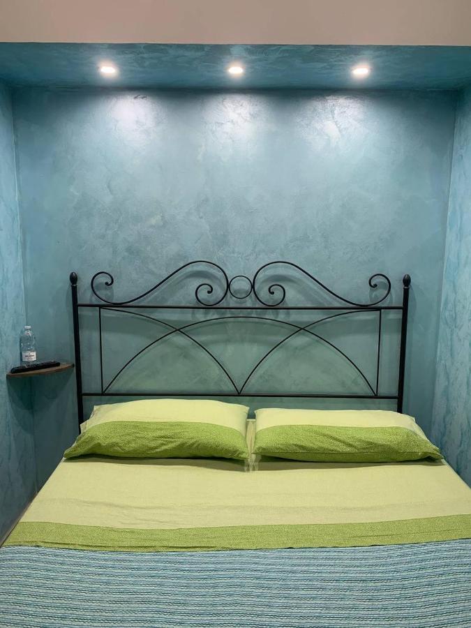 Blue Sea Bed and Breakfast Roccella Ionica Exteriör bild